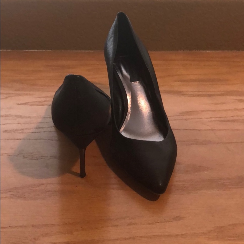 Shoes - Picture 3 of 3